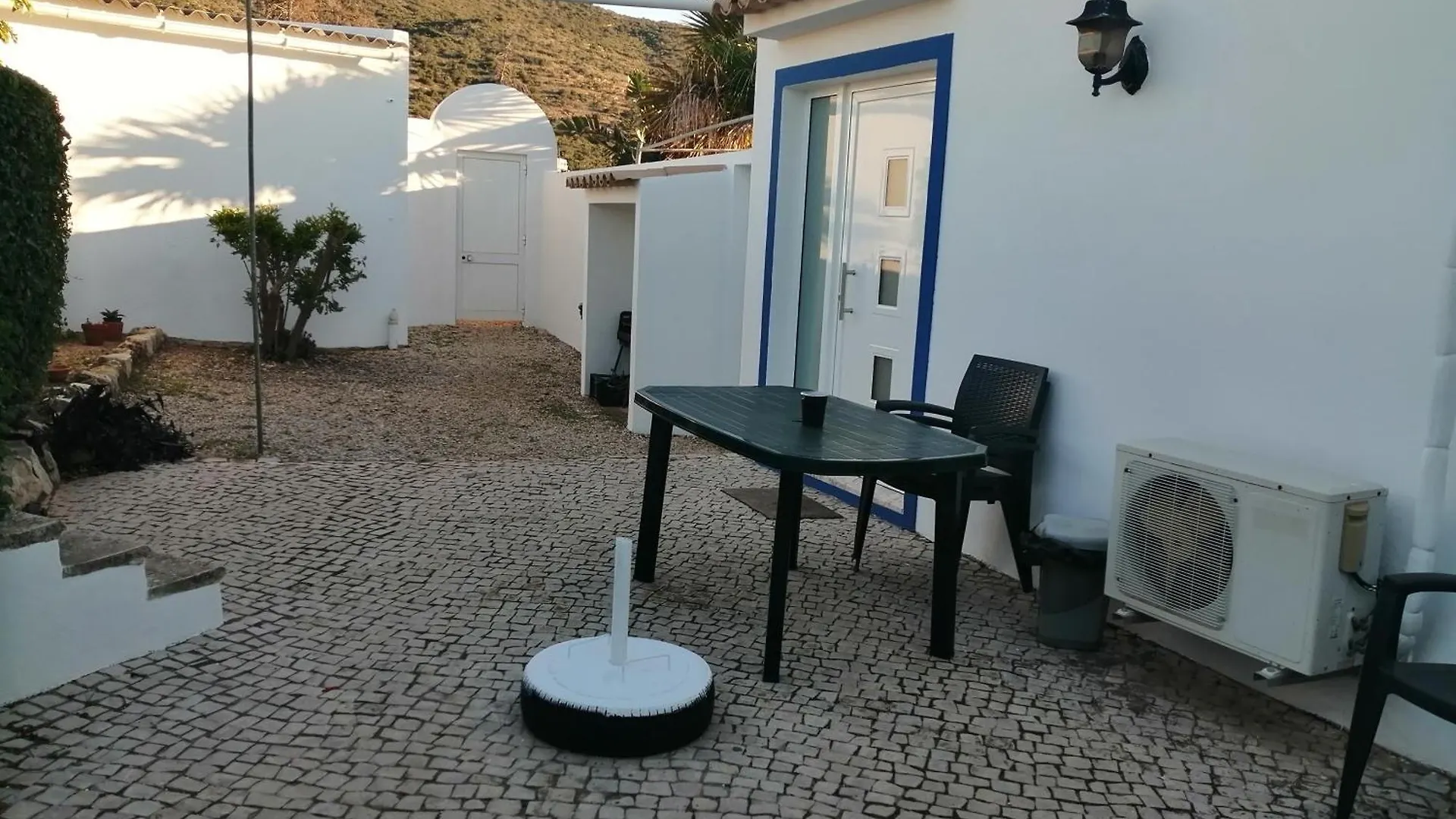 Medronhal Faro Em 520 - 2- Casas De Ferias Medronhal Portugal